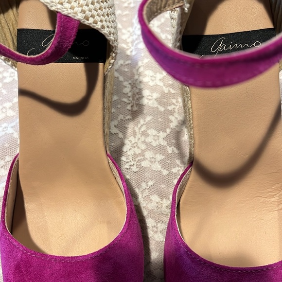 NWOB fuchsia suede sandals size 38 - Picture 8 of 9